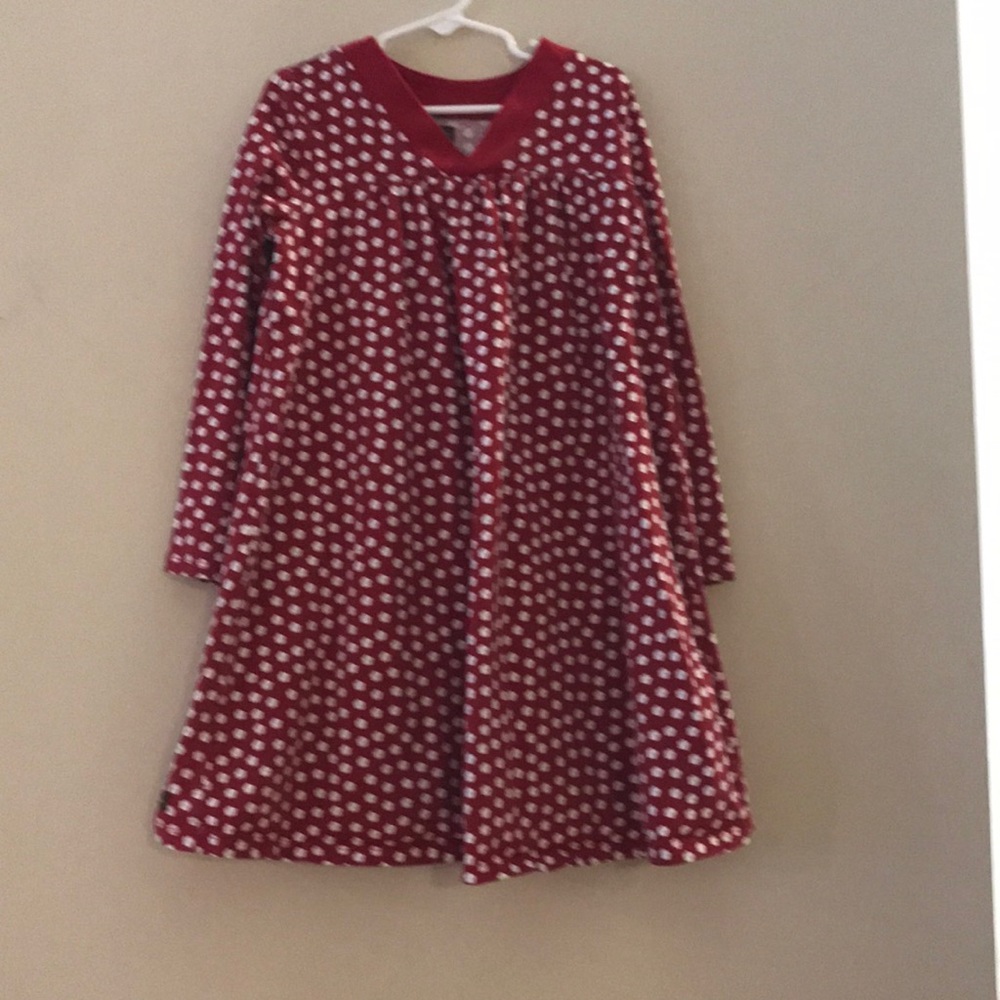 Tea Collection, Size 7, Long Sleeves, V-neckline